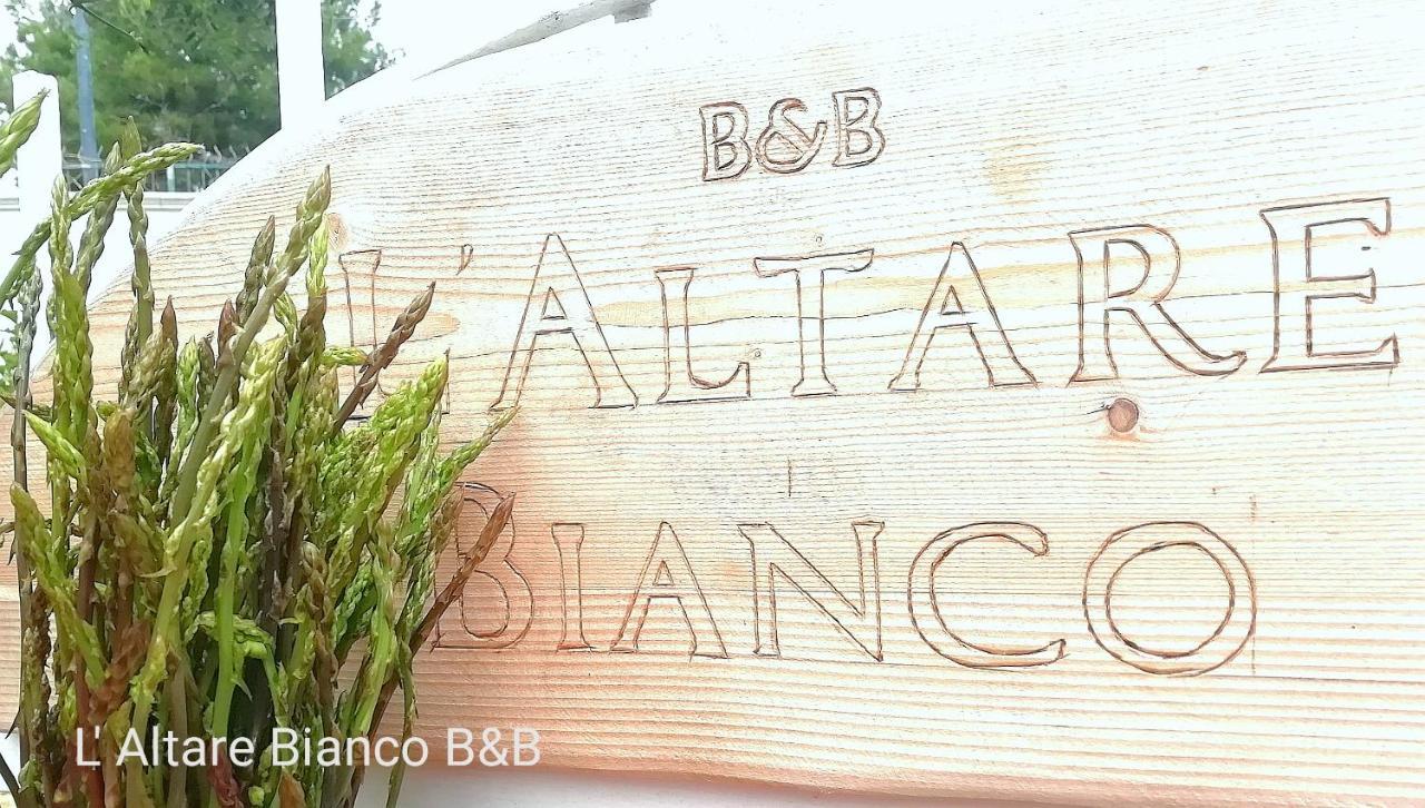 B&B L'Altare Bianco Vieste Exterior foto